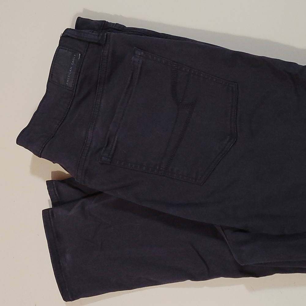 American Eagle Black Super Stretch Hi-Rise Jegging
